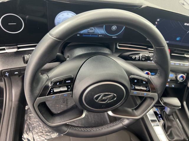Used 2023 Hyundai Elantra SEL w/ Convenience Package image 21