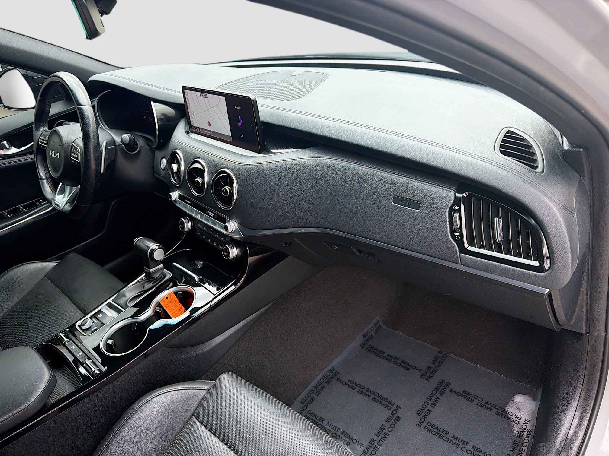 Used 2023 Kia Stinger GT-Line image 33