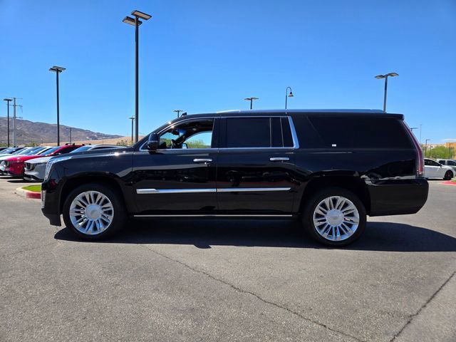 Used 2019 Cadillac Escalade ESV Platinum AWD/4WD image 3