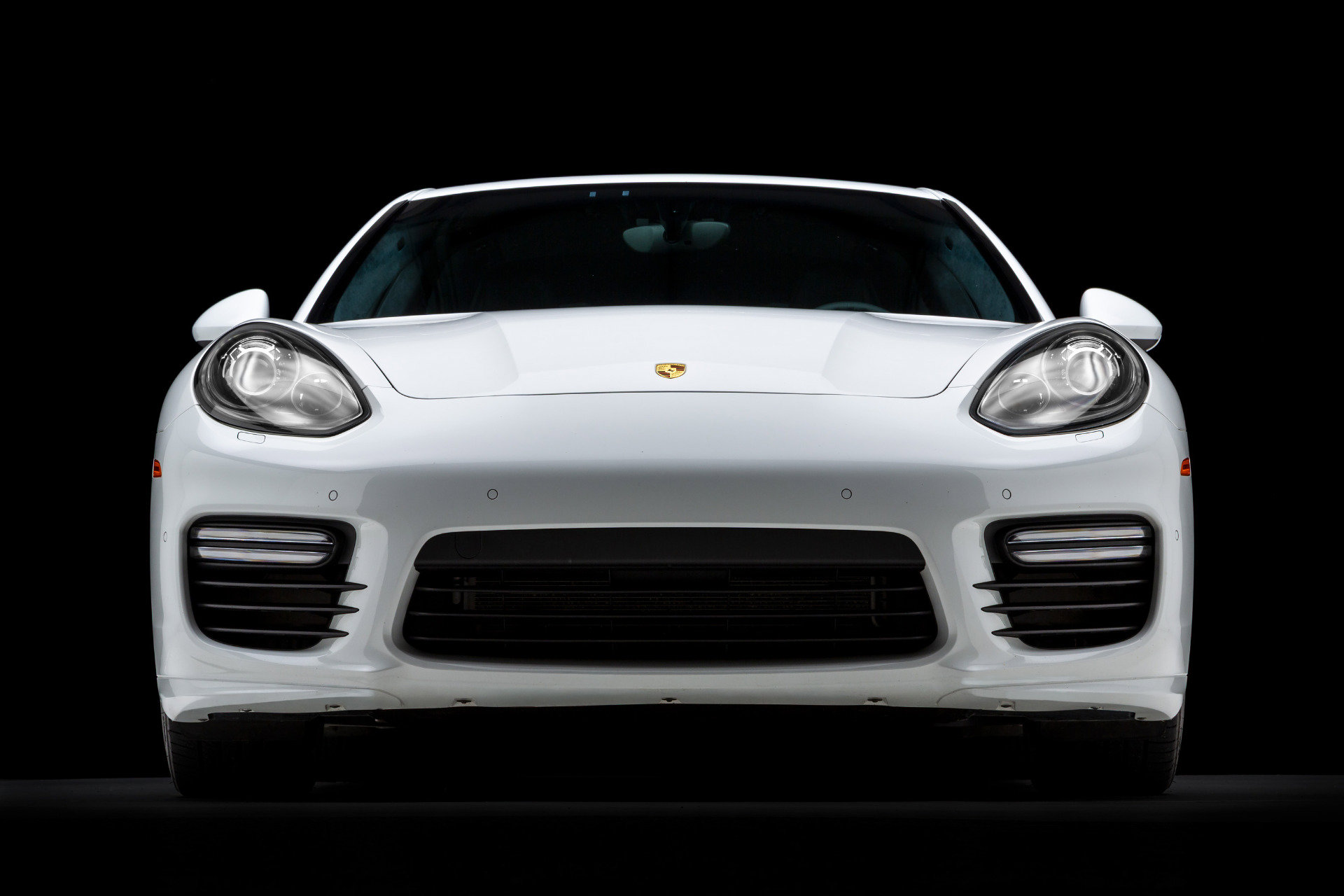Used 2016 Porsche Panamera GTS AWD/4WD image 12