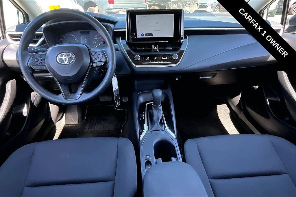 Used 2025 Toyota Corolla LE FWD image 7