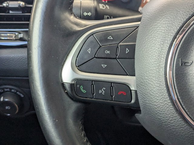 Used 2019 Jeep Compass Latitude FWD image 4