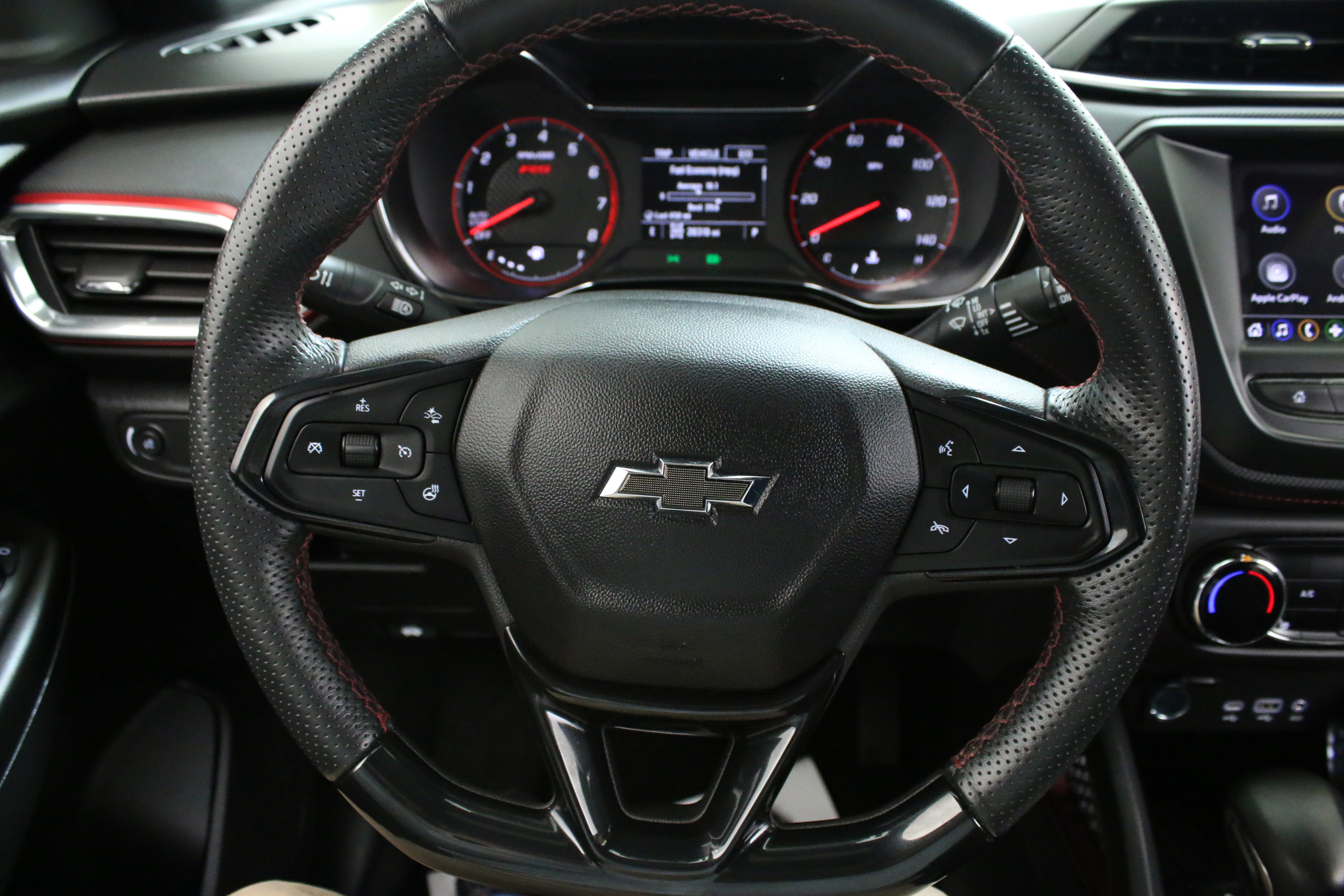 Used 2023 Chevrolet TrailBlazer RS image 14