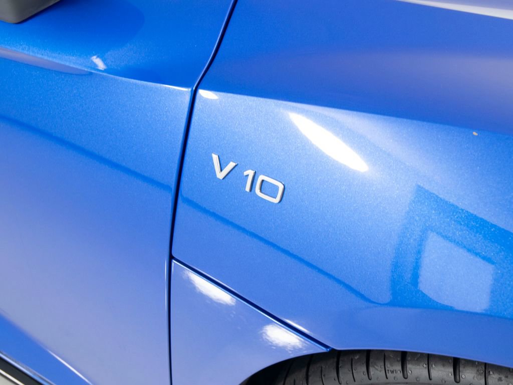 Used 2021 Audi R8 V10 w/ Premium Package RWD image 35