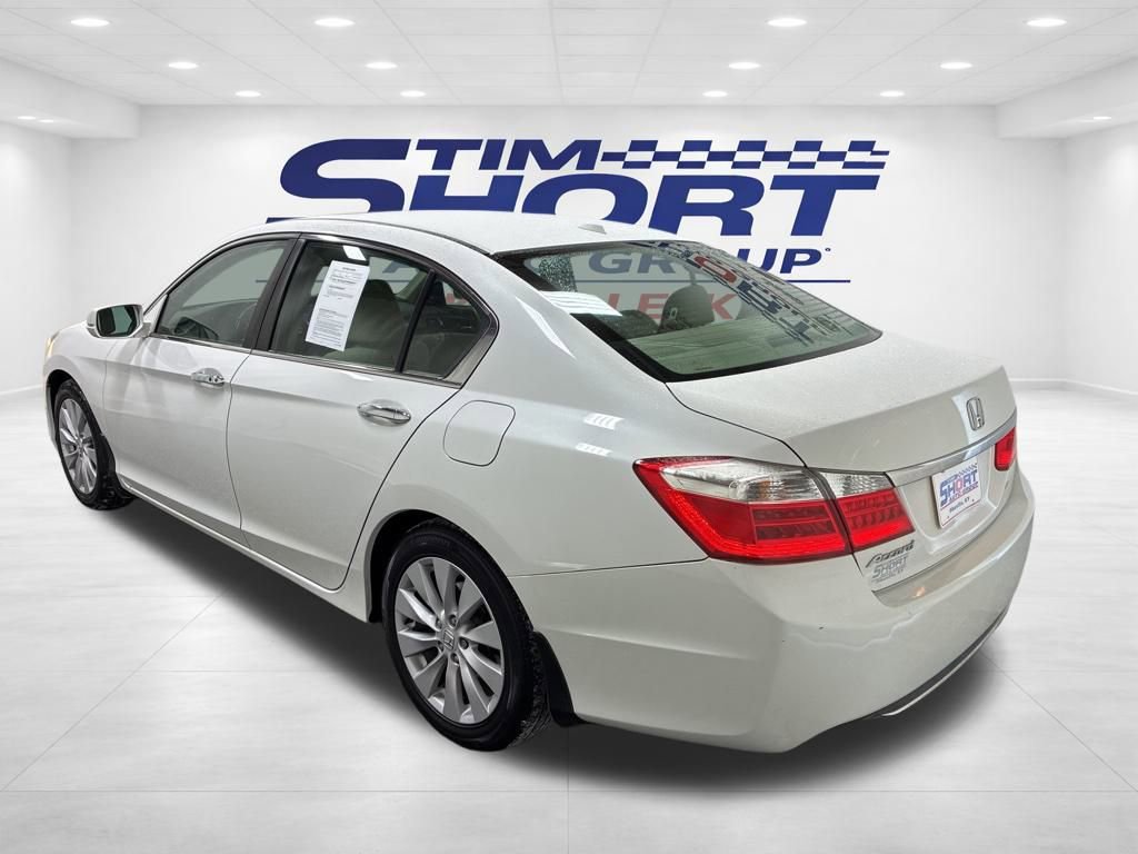 Used 2015 Honda Accord EX-L image 6