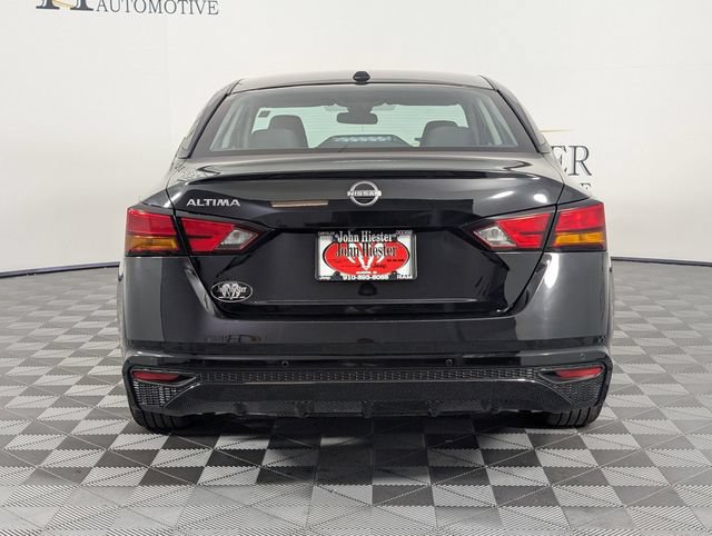 Used 2025 Nissan Altima 2.5 SV FWD image 6
