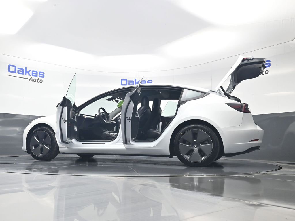 Used 2022 Tesla Model 3 Long Range AWD/4WD image 58