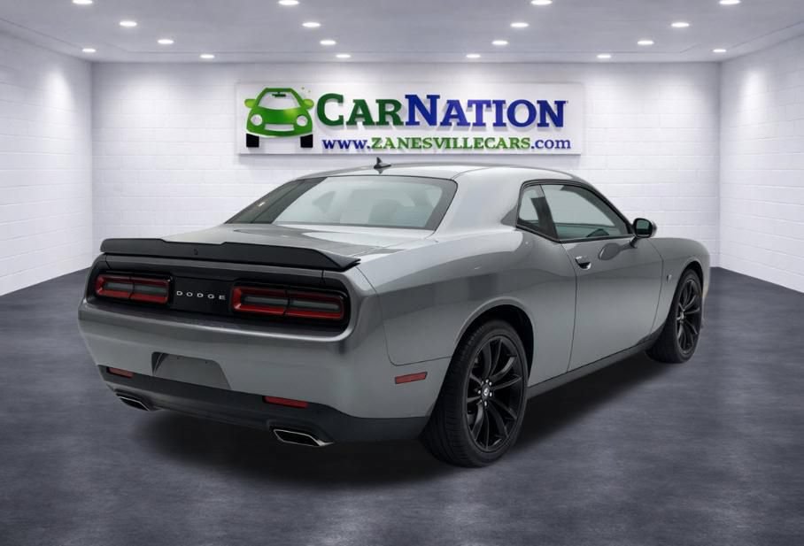 Used 2017 Dodge Challenger R/T w/ Blacktop Package RWD image 4
