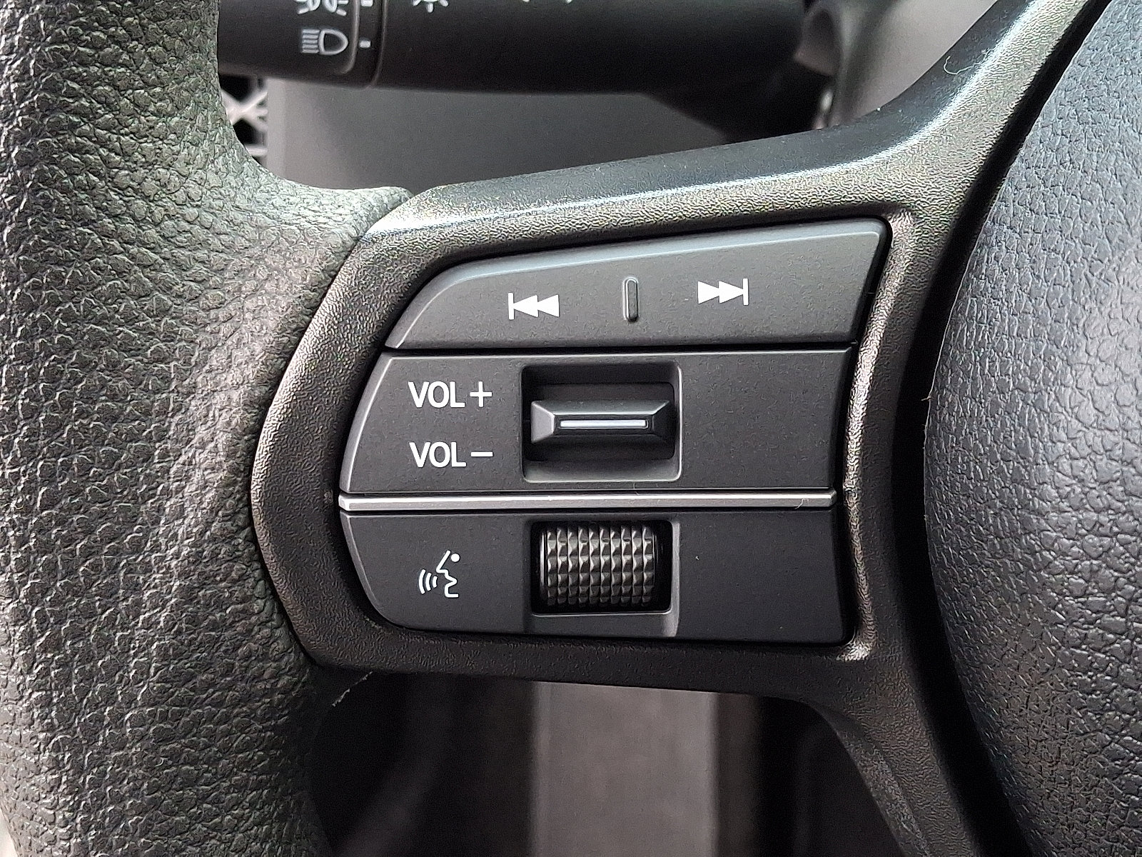 Certified 2025 Honda Accord LX image 23