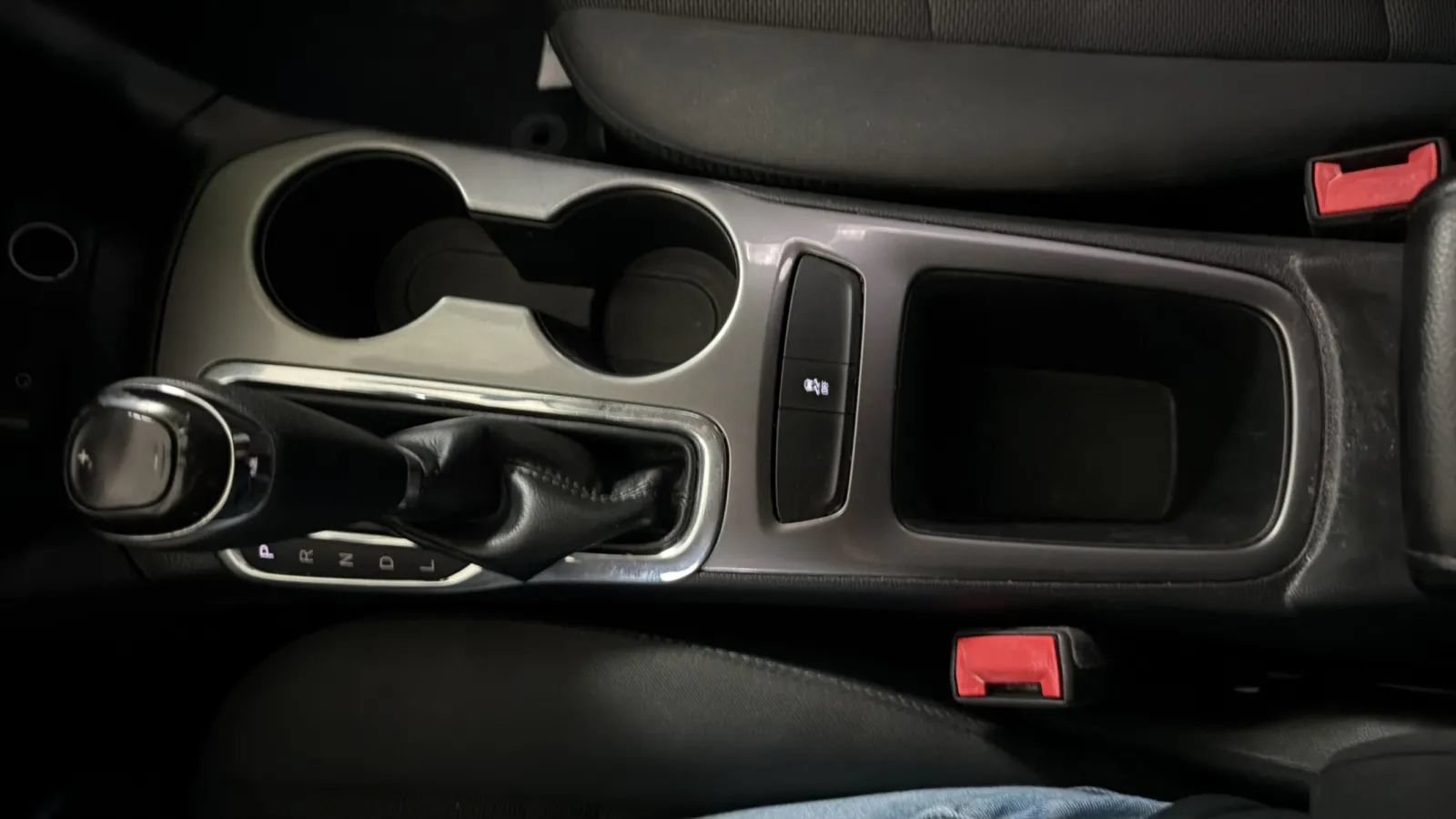 Used 2017 Chevrolet Cruze LT w/ Convenience Package FWD image 12