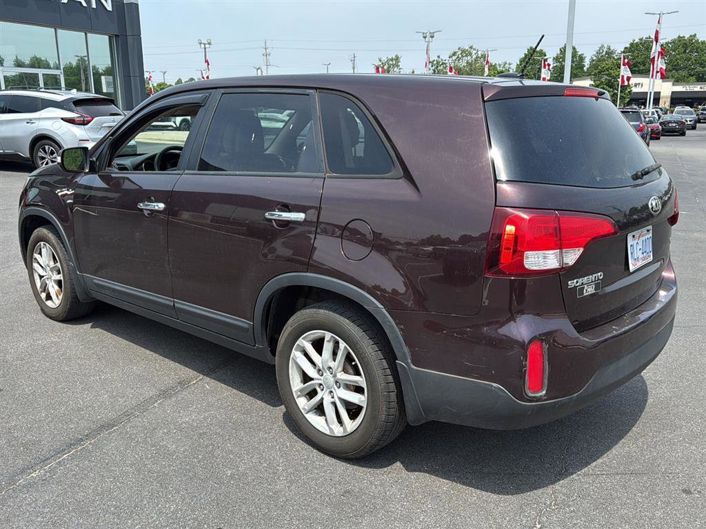 Used 2015 Kia Sorento LX FWD image 6