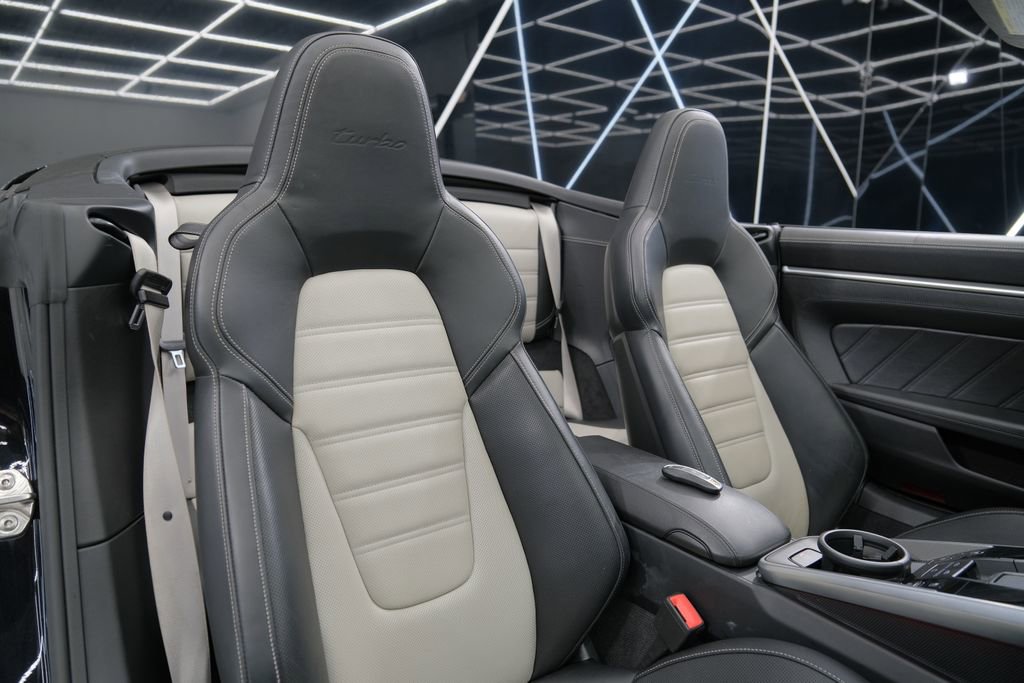Used 2022 Porsche 911 Turbo image 26