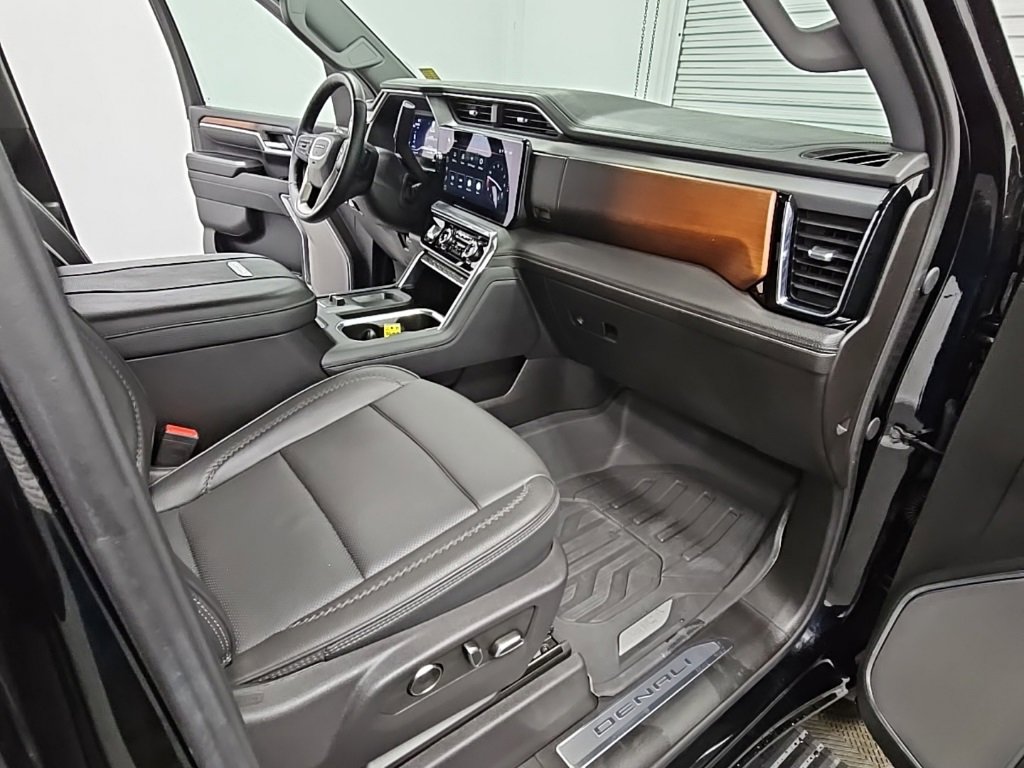 Certified 2024 GMC Sierra 3500 Denali w/ Denali Reserve Package image 39