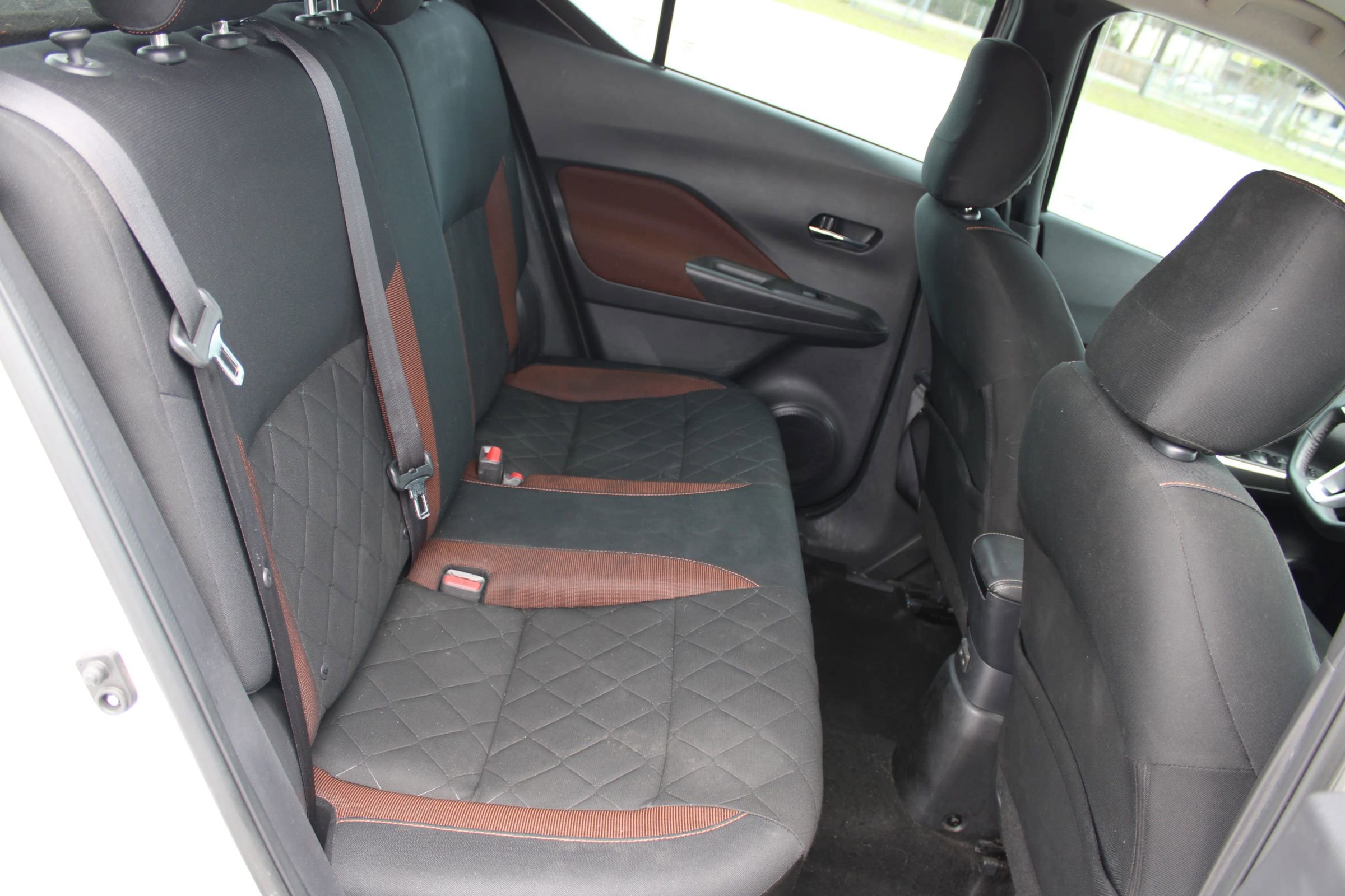 Used 2019 Nissan Kicks SR FWD image 22