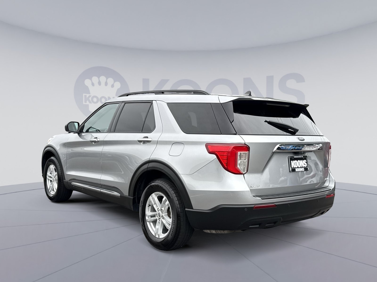 Used 2021 Ford Explorer XLT AWD/4WD image 4