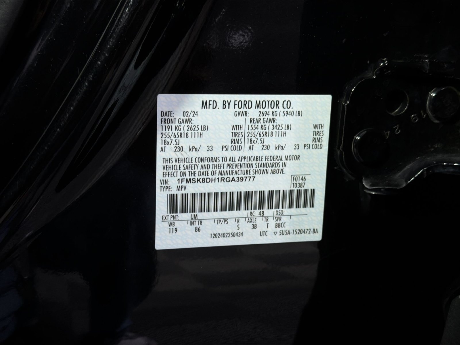 Used 2024 Ford Explorer XLT AWD/4WD image 38