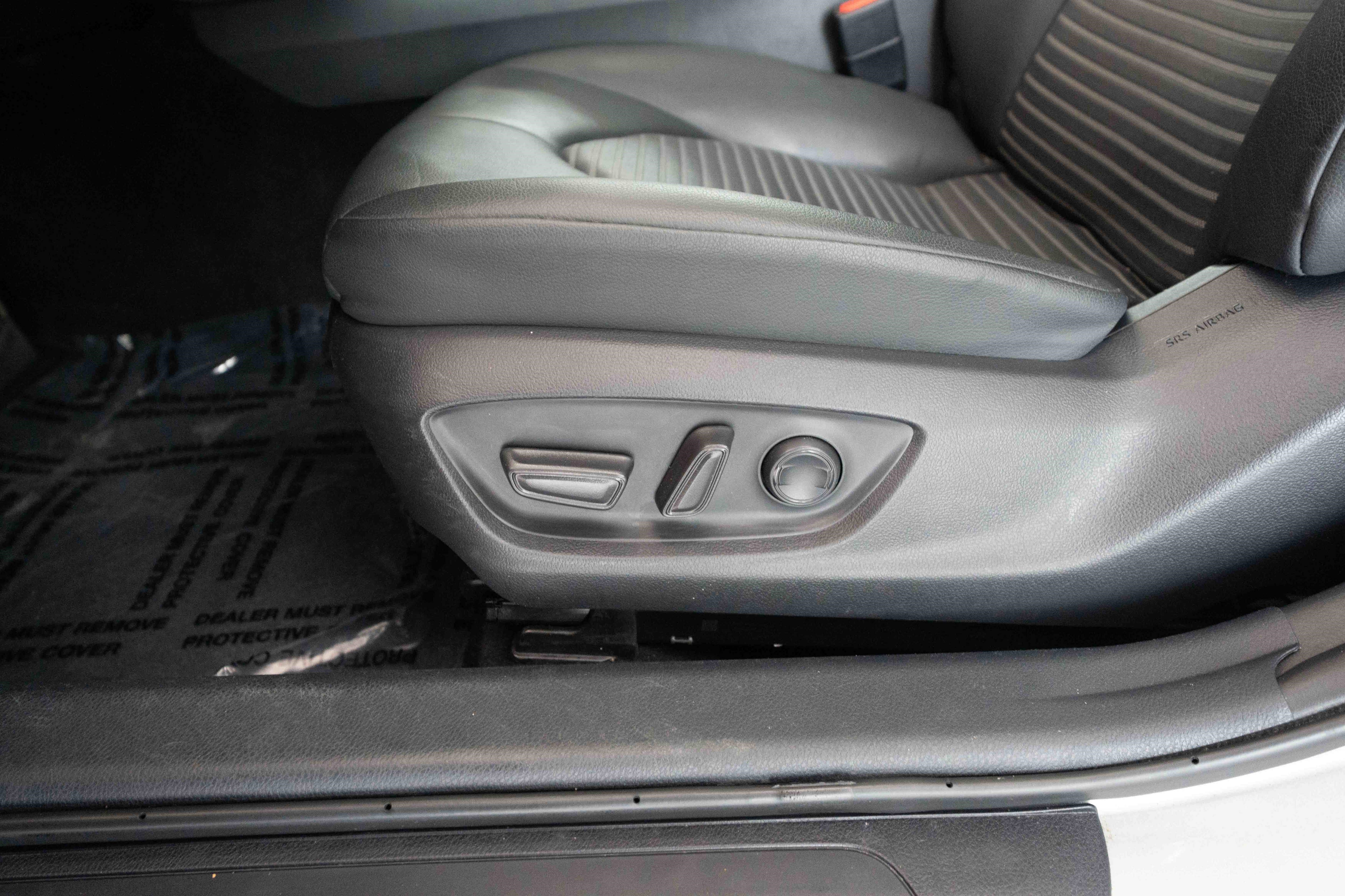 Used 2024 Toyota Camry SE w/ Cold Weather Package AWD/4WD image 12