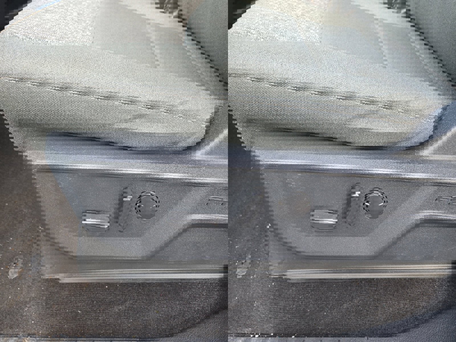 Certified 2022 Ford F150 XLT w/ Equipment Group 302A High image 12