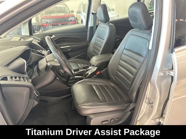 Used 2018 Ford C-MAX Titanium w/ Equipment Group 301A FWD image 5
