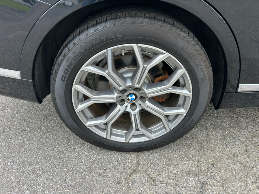 Used 2020 BMW X7 xDrive40i w/ Premium Package AWD/4WD image 13
