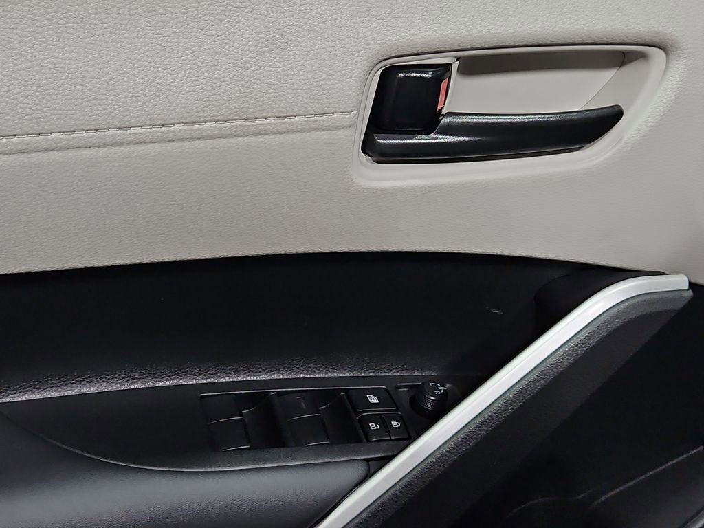 New 2026 Toyota Corolla Cross LE image 10