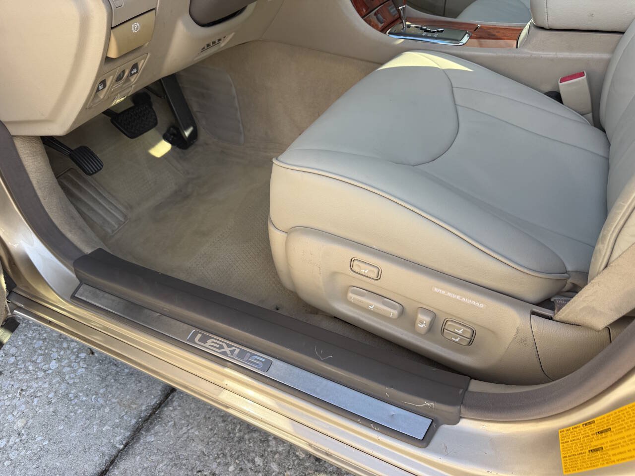 Used 2002 Lexus LS 430 RWD image 30
