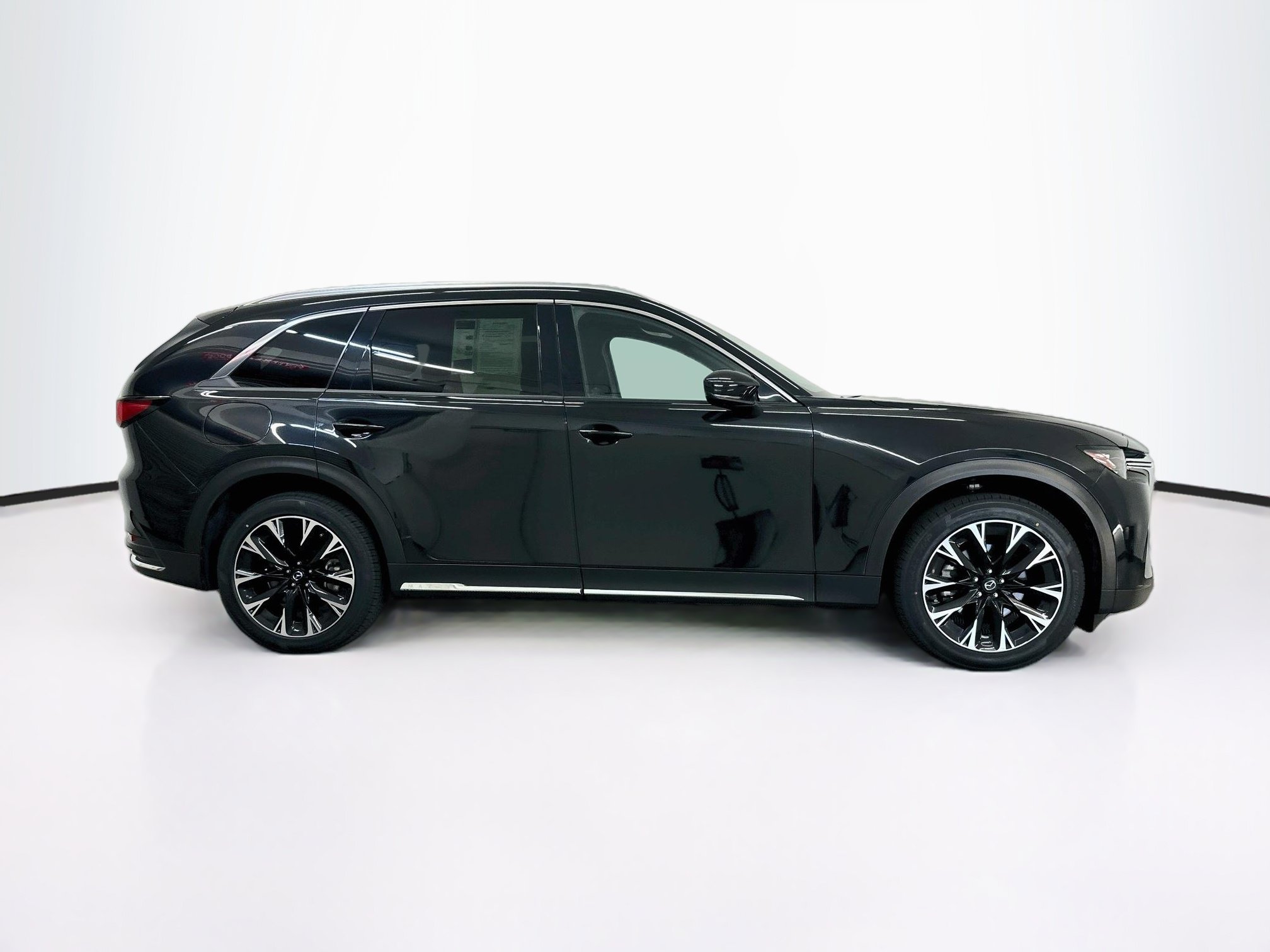 Used 2024 MAZDA CX-90 Plug-In Hybrid w/ Premium Plus AWD/4WD image 10