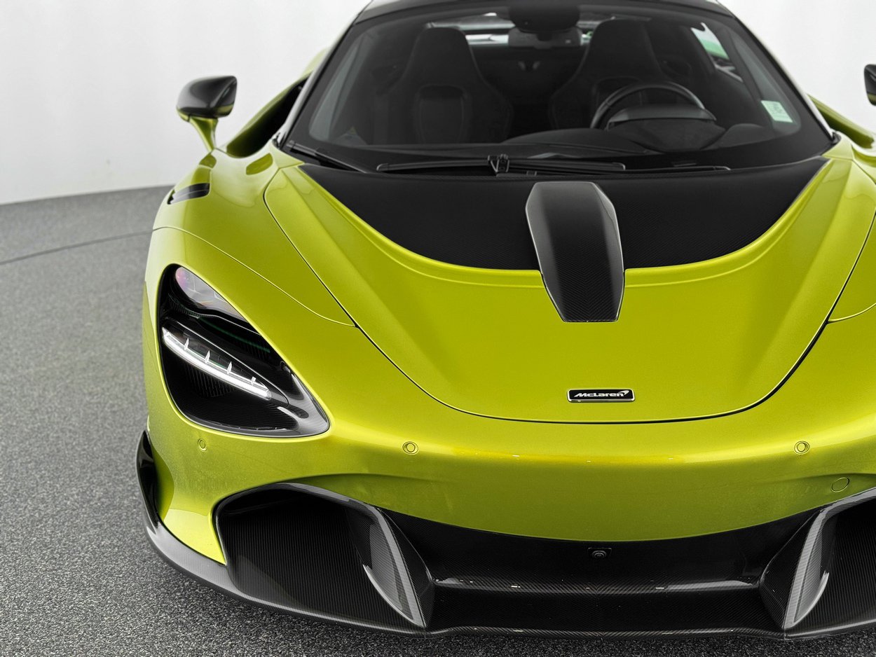 Used 2022 McLaren 720S Performance image 34