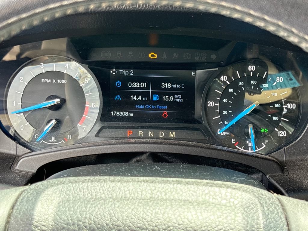 Used 2015 Ford Expedition EL XLT image 22