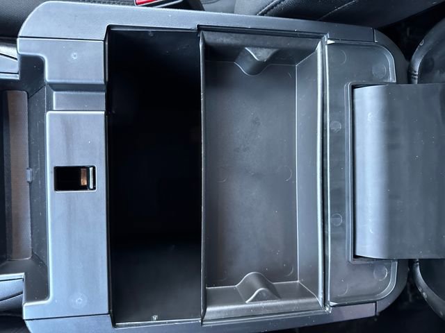 Used 2021 Ford Explorer XLT image 29