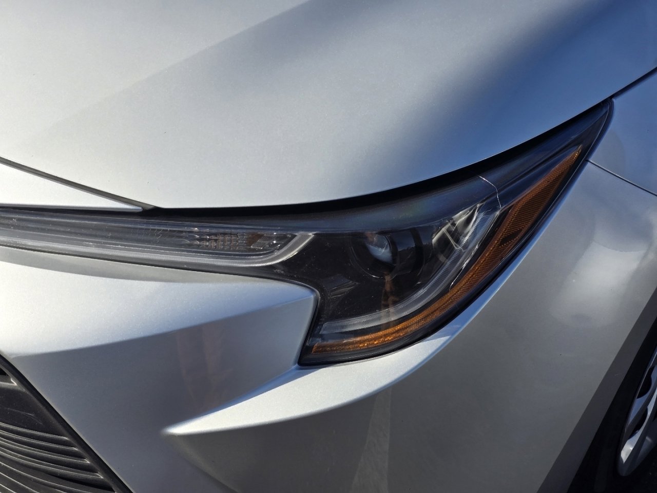 Used 2024 Toyota Corolla LE image 13