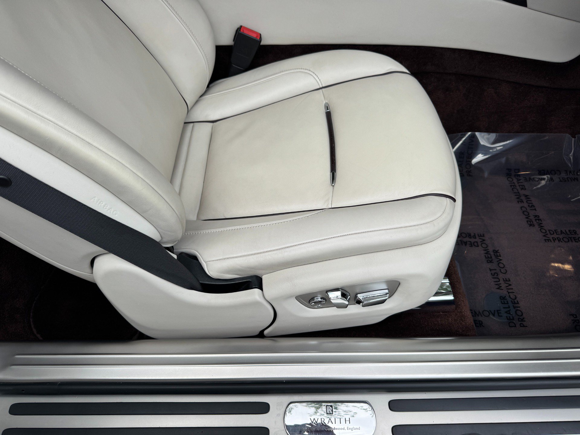 Used 2017 Rolls-Royce Wraith RWD image 59