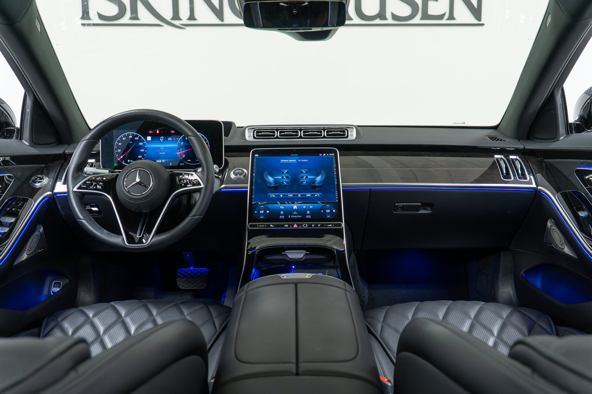 Certified 2023 Mercedes-Benz S 500 4MATIC w/ 3D Technology Package image 14