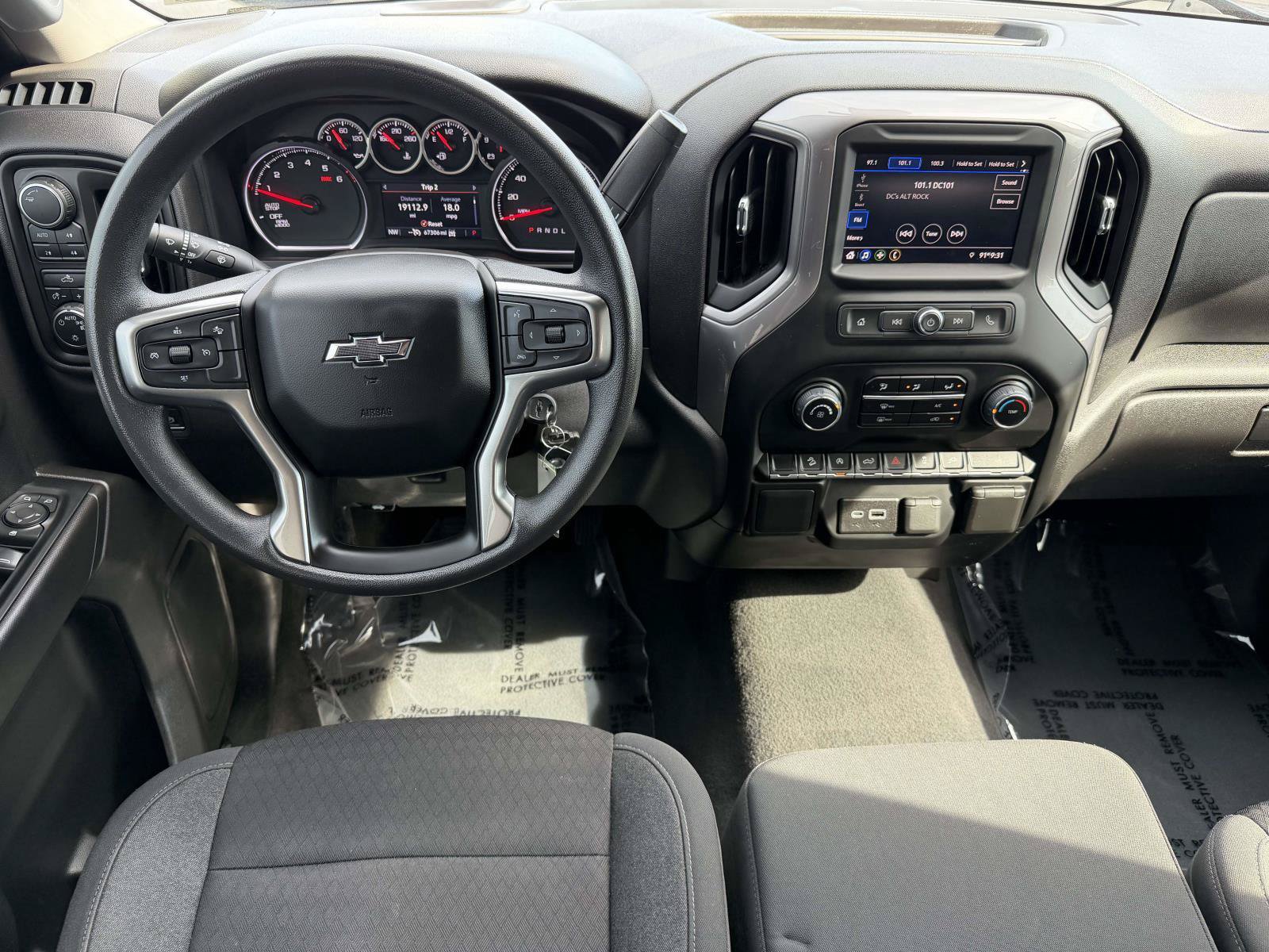 Used 2022 Chevrolet Silverado 1500 Custom Trail Boss w/ Safety Confidence Package AWD/4WD image 10