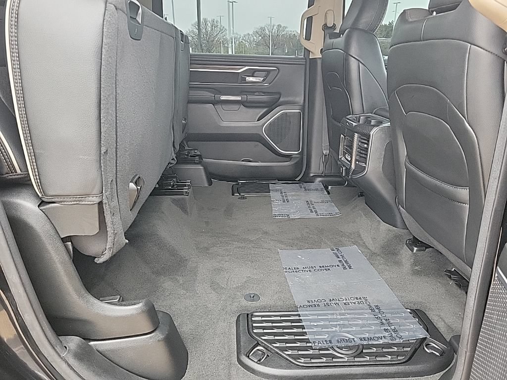 Used 2020 RAM 1500 Laramie AWD/4WD image 15