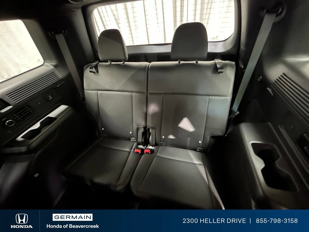 Used 2025 Hyundai Santa Fe Calligraphy AWD/4WD image 29