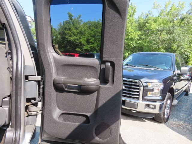 Used 2007 Chevrolet Silverado 2500 LT w/ 1LT Convenience Package AWD/4WD image 12