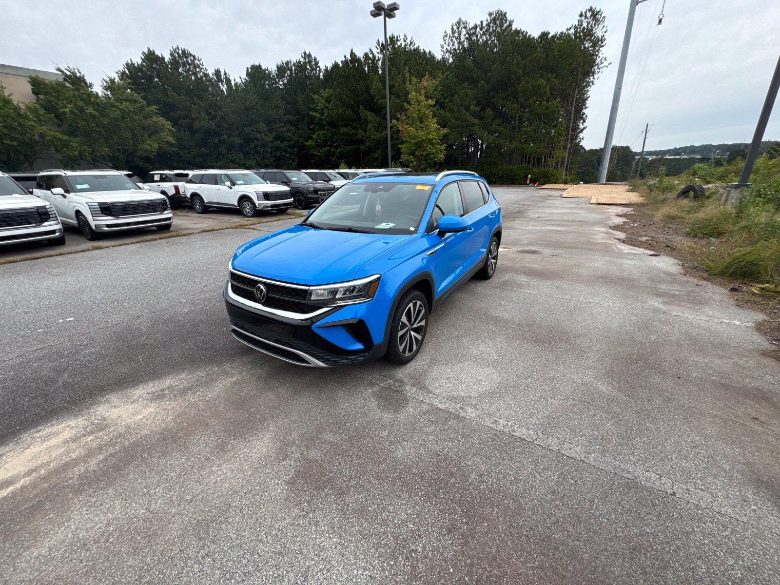 Used 2023 Volkswagen Taos SE
