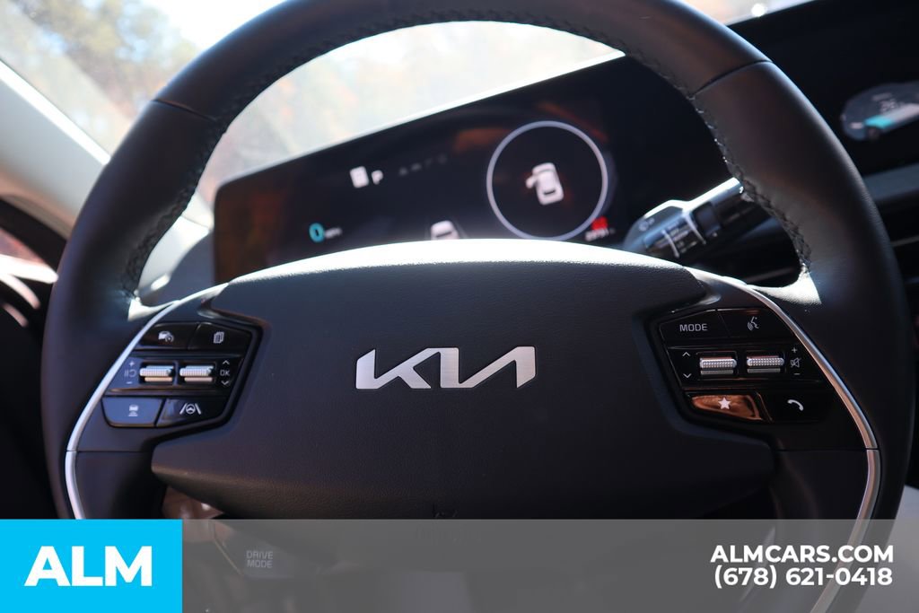 Used 2022 Kia EV6 Wind w/ Wind Technology Package image 31