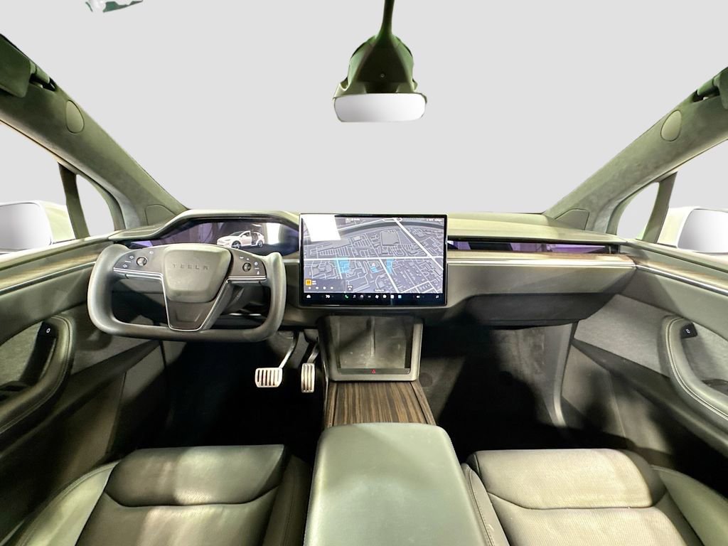 Used 2023 Tesla Model X image 14