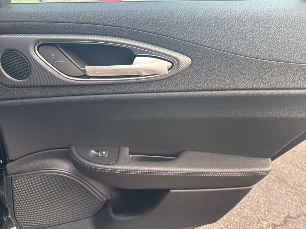 New 2026 Alfa Romeo Giulia AWD image 21