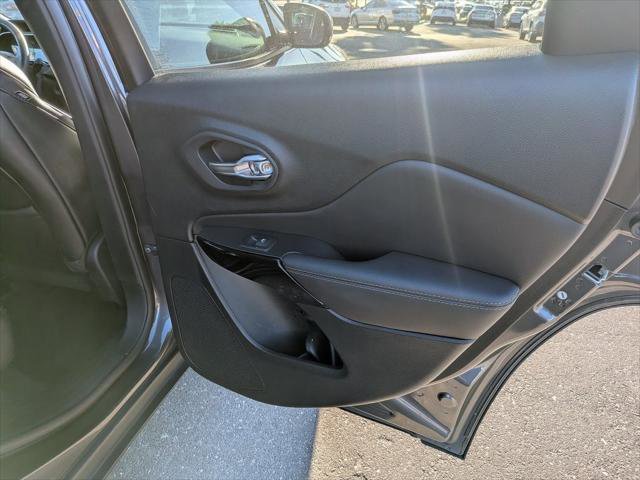 Certified 2023 Jeep Cherokee Altitude Lux image 20
