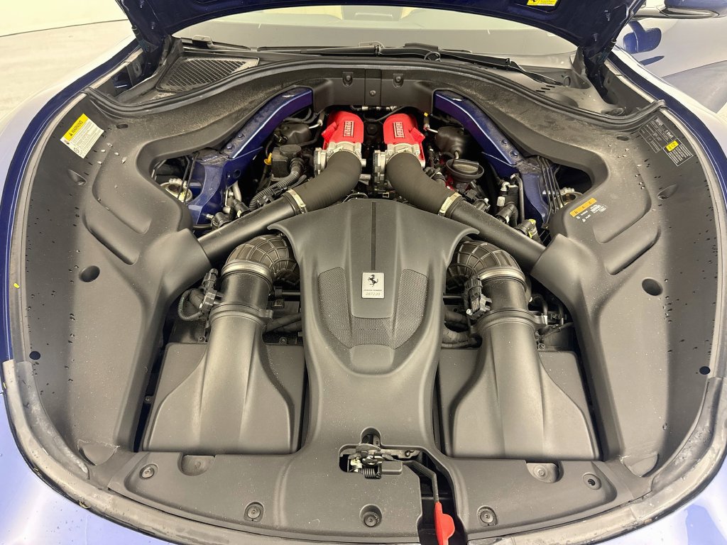 Used 2023 Ferrari Roma RWD image 32