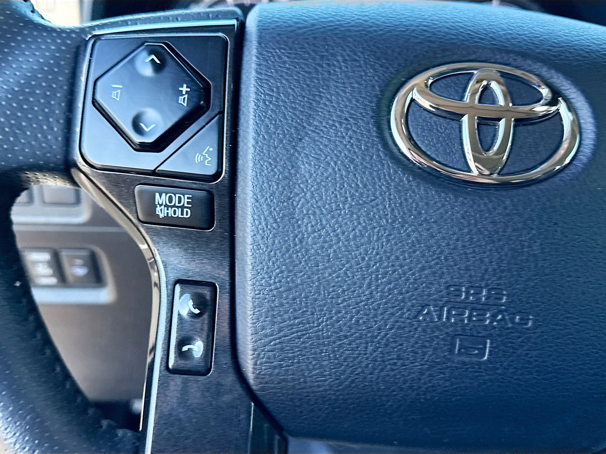 Used 2022 Toyota 4Runner TRD Off-Road Premium image 35