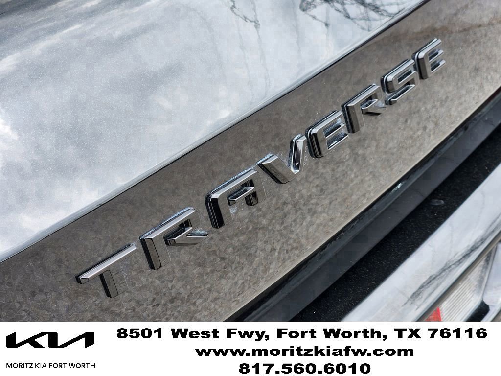 Used 2024 Chevrolet Traverse RS FWD image 11