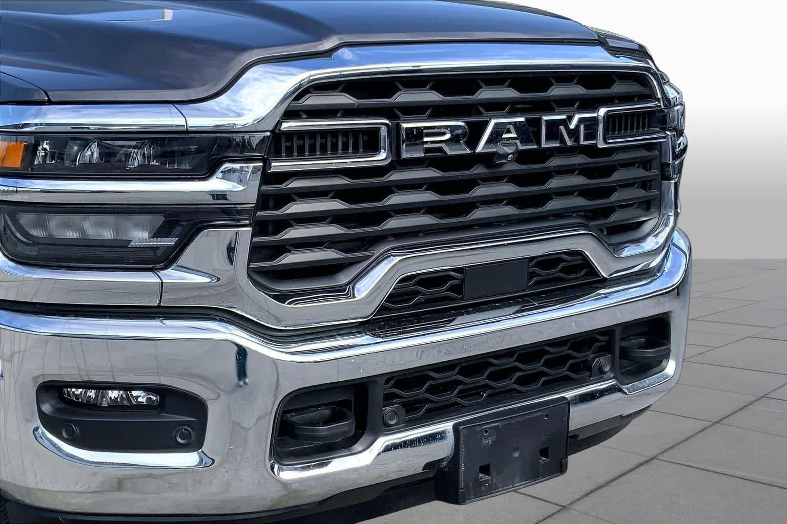 Used 2026 RAM 2500 Tradesman AWD/4WD image 42