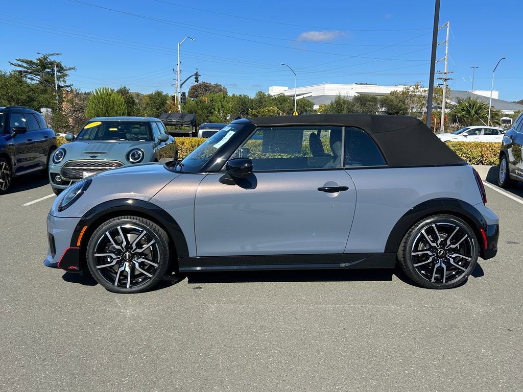 New 2026 MINI Cooper S image 2