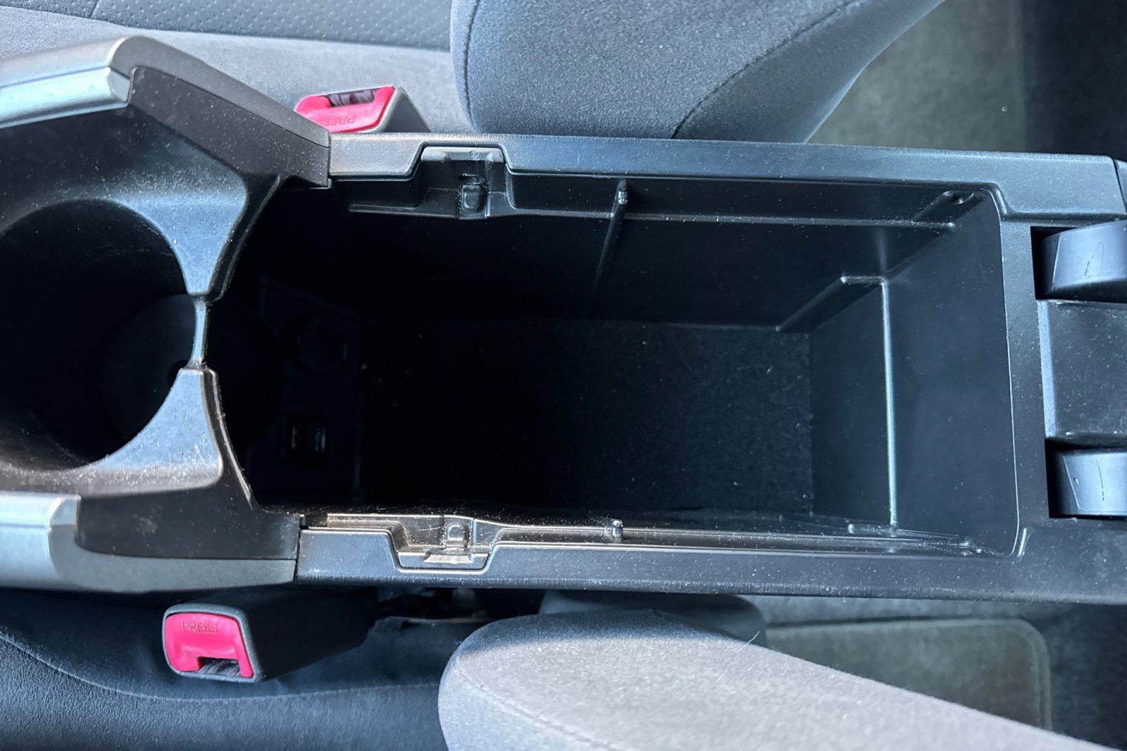 Used 2012 Toyota Prius Three image 32