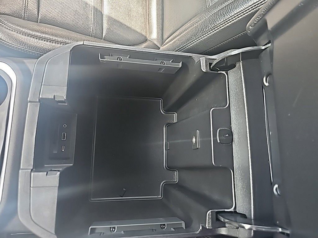 Used 2020 GMC Sierra 3500 Denali w/ Denali Ultimate Package image 25