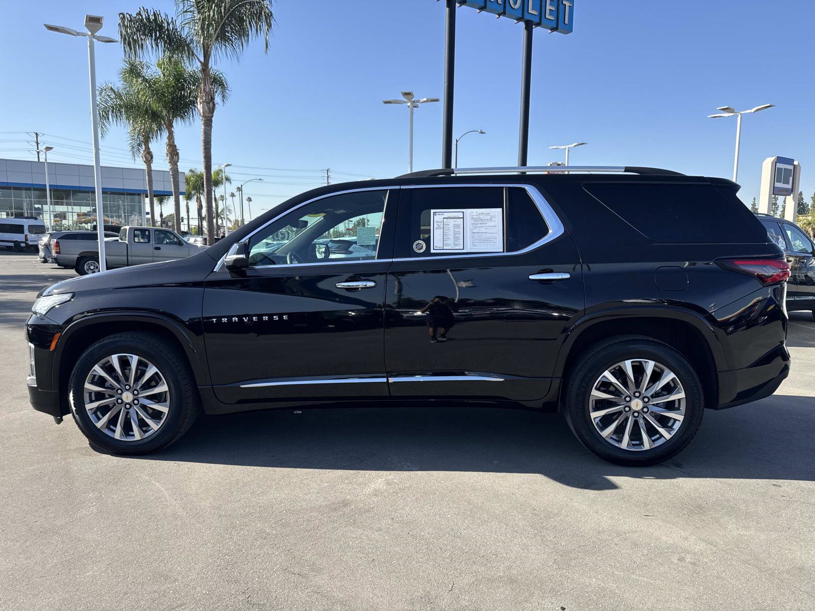 Used 2022 Chevrolet Traverse Premier image 8